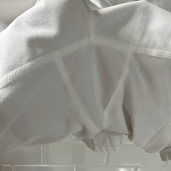 Zella White Skort . Excellent new condition . Sz XL - Picture 3 of 6